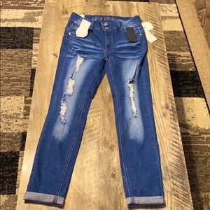 Butt lifting stretch jeans